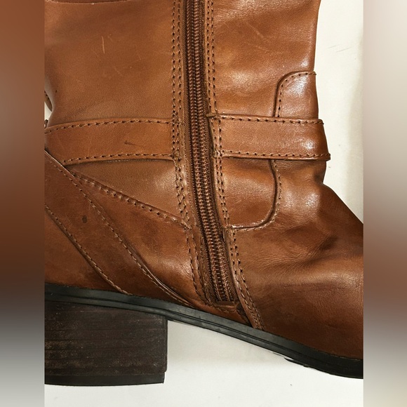 Bandolino Brown Leather Heeled Zipper Riding Boots with Buckle Size 7.5 - Picture 5 of 16